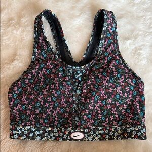 Nike Swoosh Sports Bra – Floral Print, Size Medium